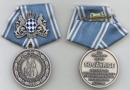 Award of the jubilee medal of the Bavarian Comrades and Soldiers Association